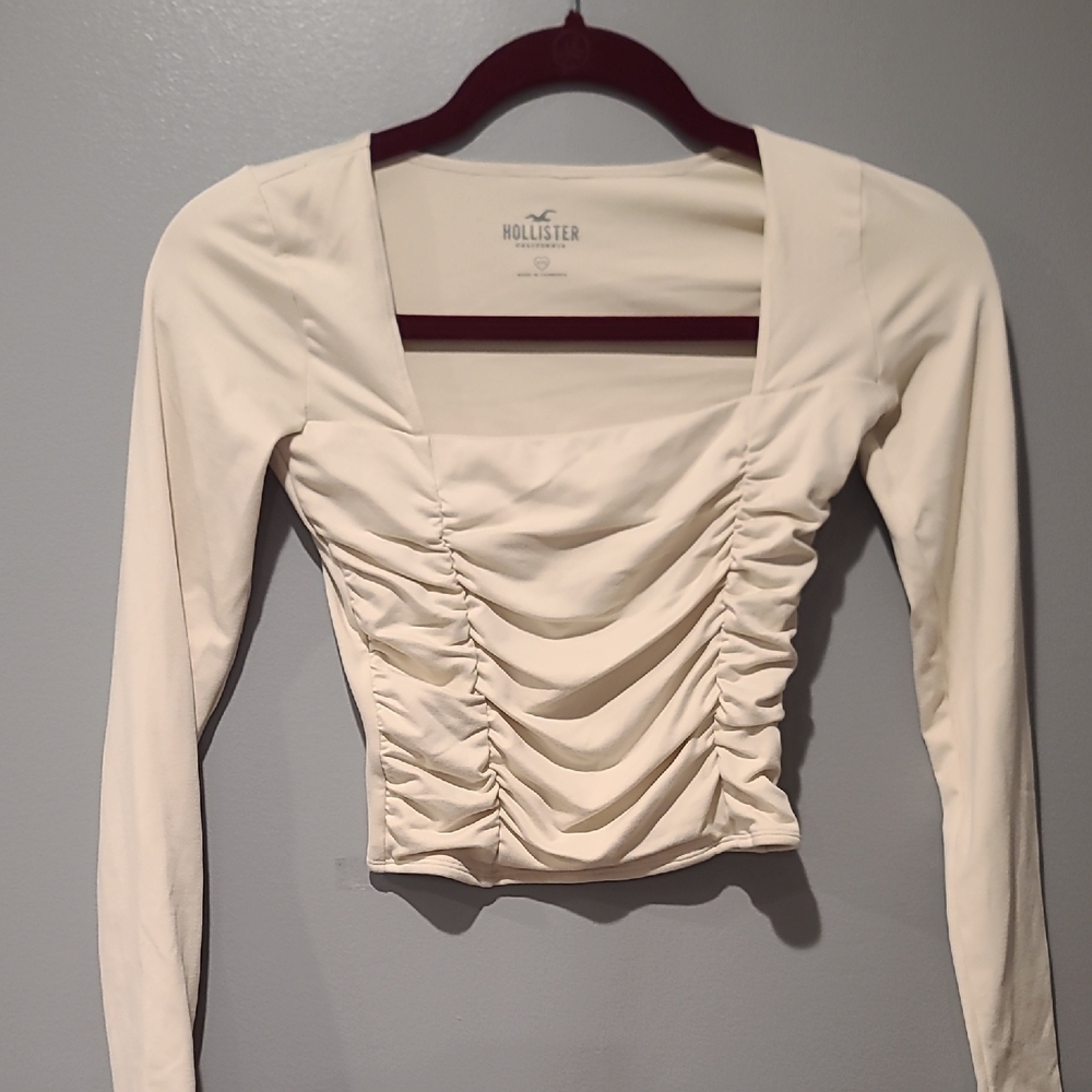 Hollister Cream Ruched Long Sleeve Top